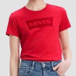 VIBRANT RED LEVI’S TEE